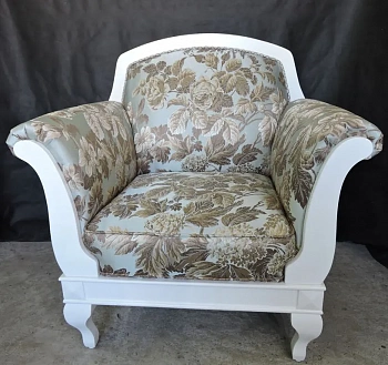 Кресло из массива "Вивьен"  MBG.V1-1  купить в интернет магазине Мебель из массива. Звоните +7 495 961-63-63 Кресла деревянные из Индонезии