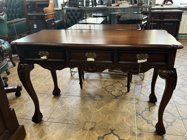Письменный стол  